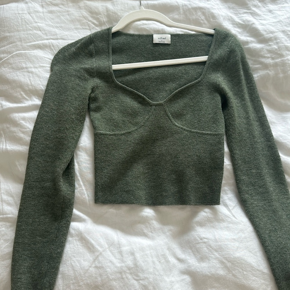 Wilfred knit sweater top